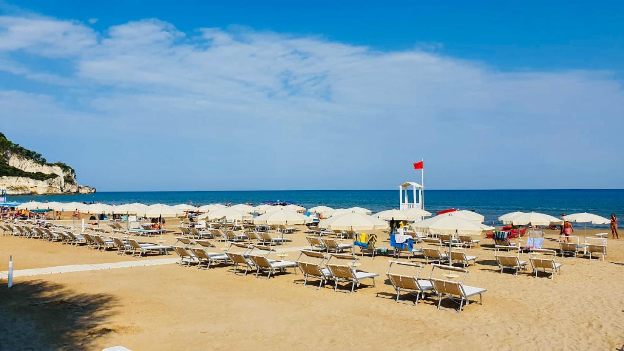 Hotel Corona Beach Peschici Exterior photo