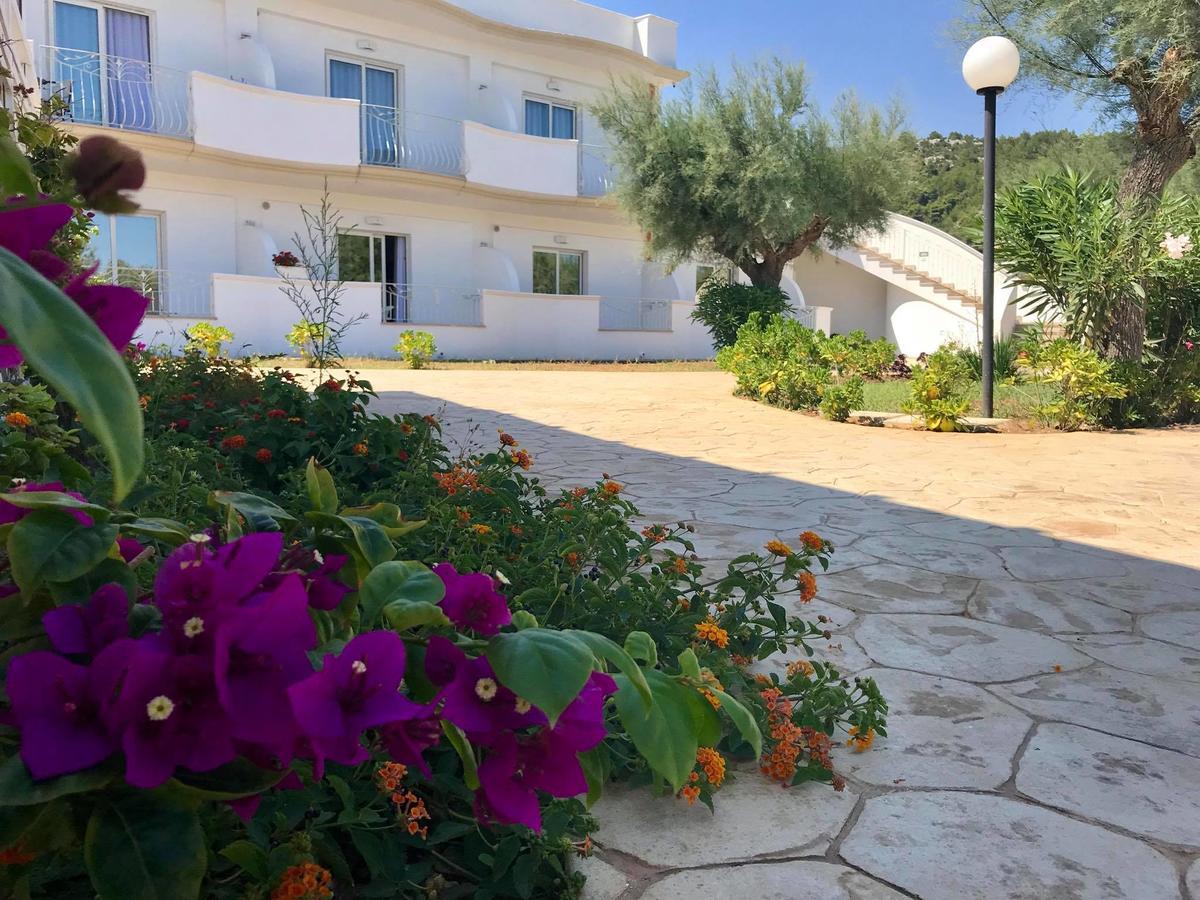 Hotel Corona Beach Peschici Exterior photo