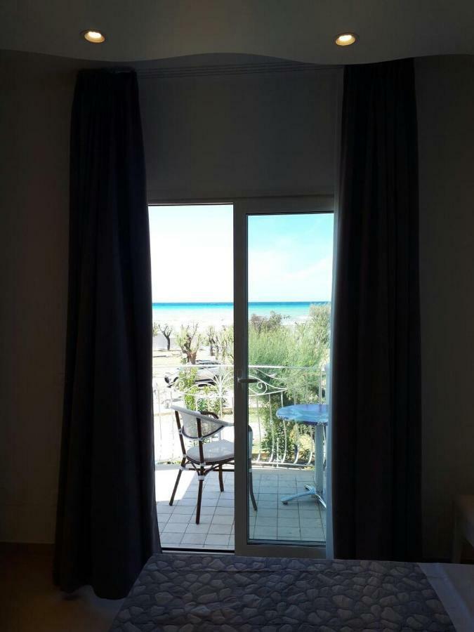 Hotel Corona Beach Peschici Exterior photo
